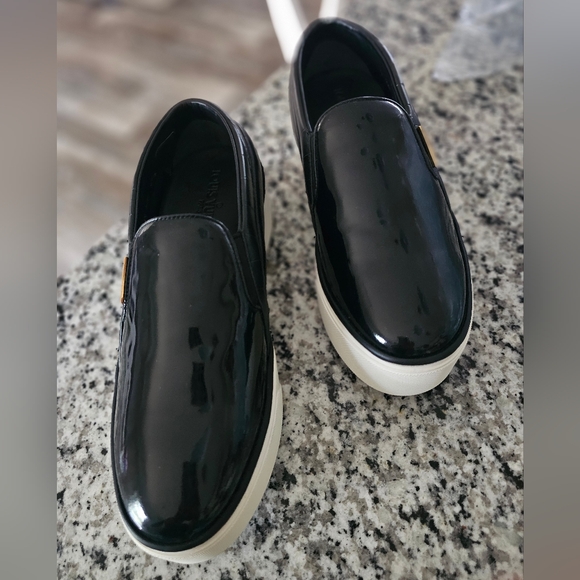 **SOLD**RARE Louis Vuitton Catwalk Patent Platform Sneakers! LIKE NEW 37 1/2 - Picture 11 of 13